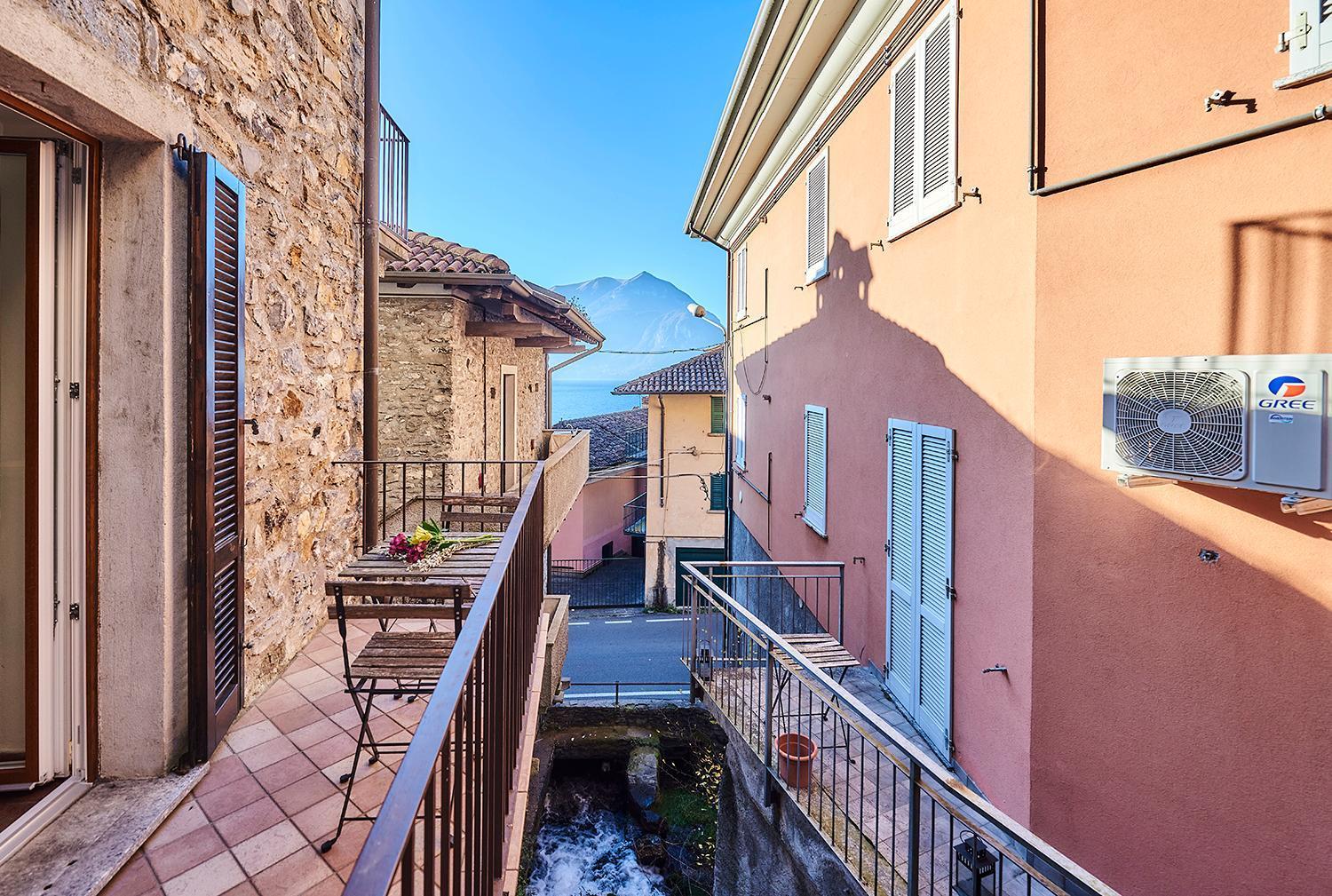 Il Mulino Apartment Варена Екстериор снимка